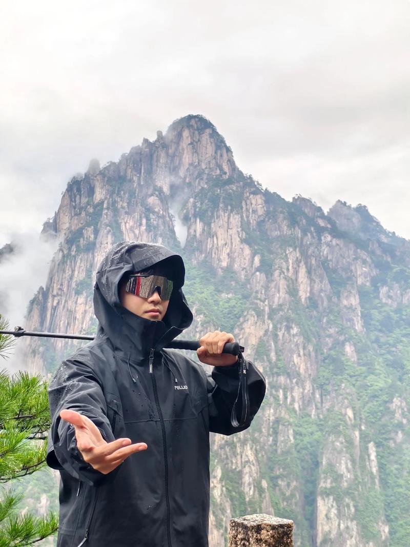 开心旅途的句子发朋友圈(出去走走感悟旅行与人生美好的短句)