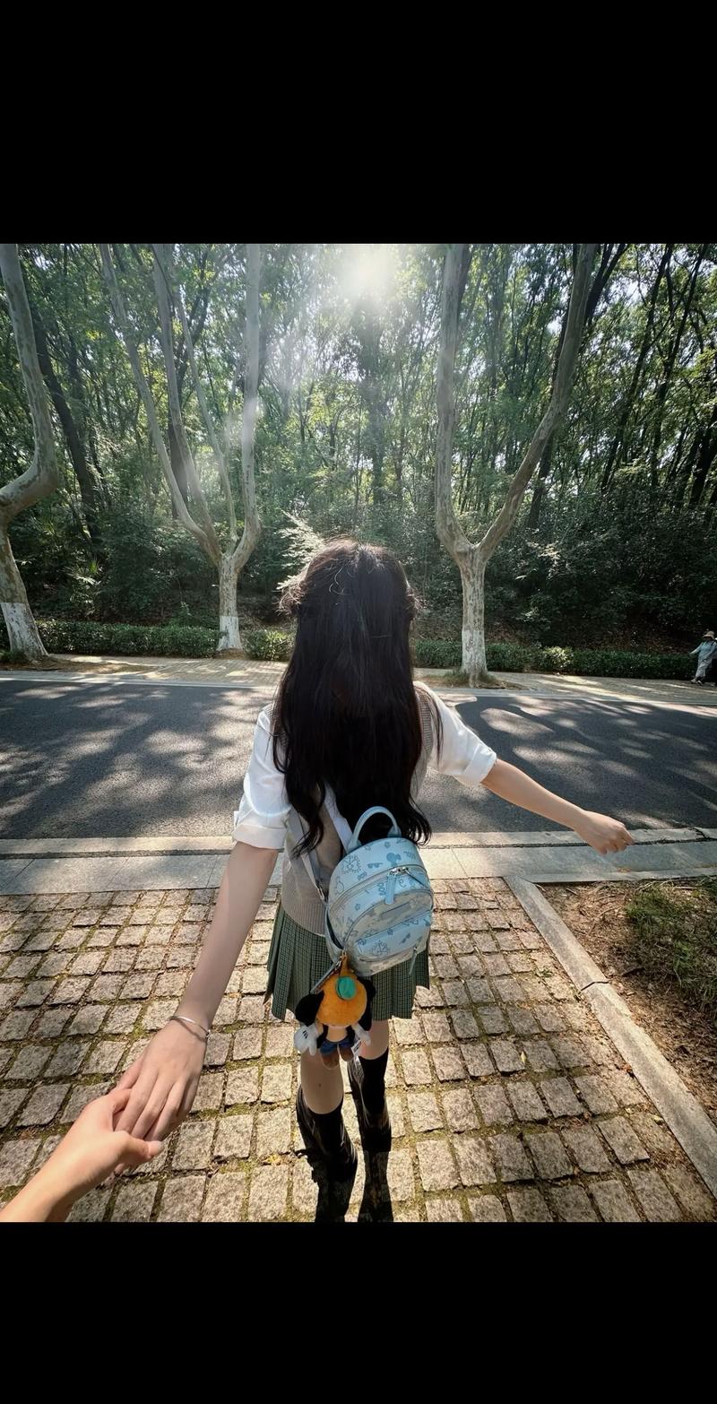 出门旅游必备物品清单 出门旅游必备物品清单